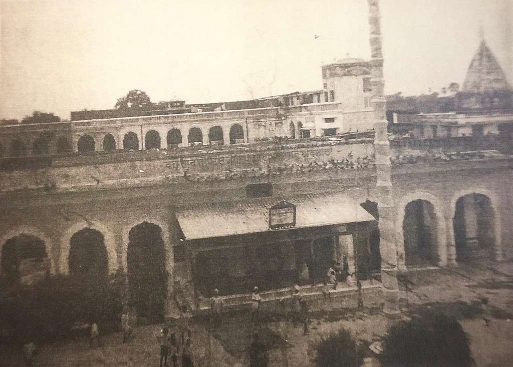 historic photograph of original gurdwara at takht patna sahib, Takht Sri Harmandir Sahib Patna