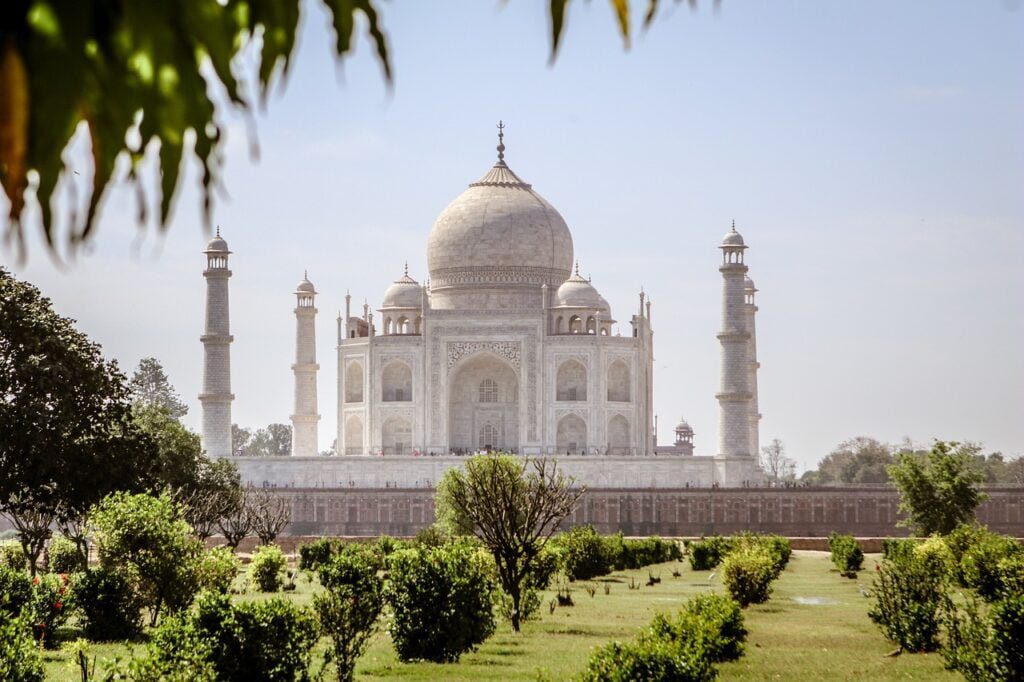 taj mahal, travel in India